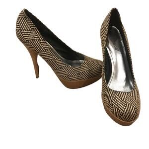 Women's Bamboo 5” Heeled Shoe size 8